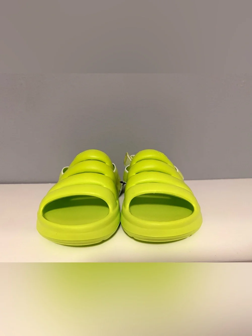 UGG Kids Sport Yeah Sandals KLM Key Lime